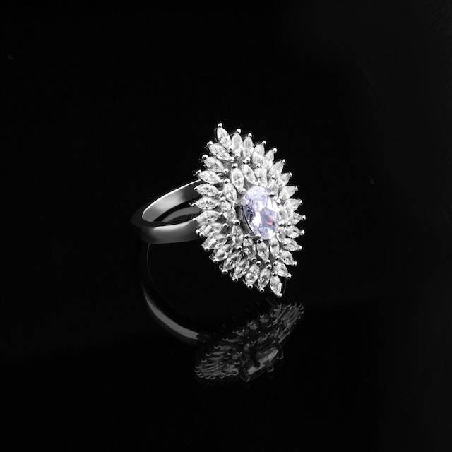 a stunning looking finger ring