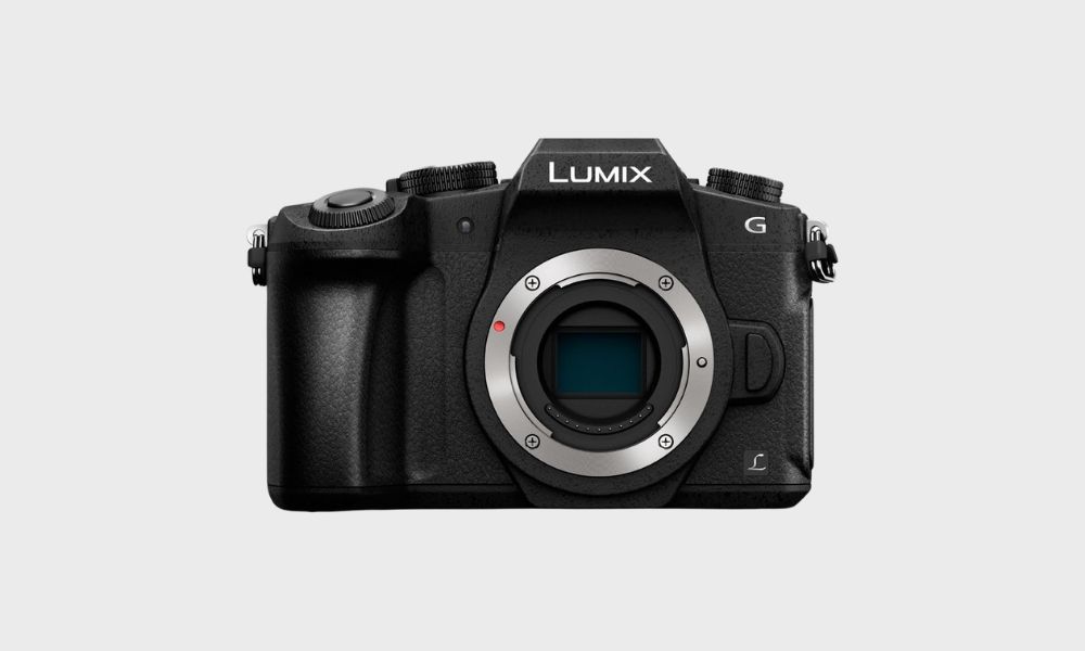 Panasonic Lumix G85 camera